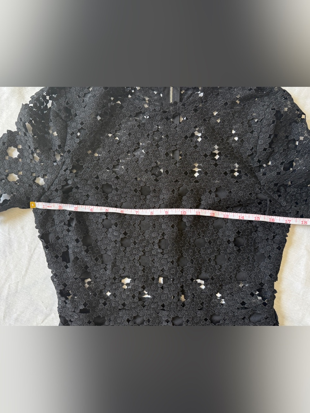 Lulus Heartfelt Black Lace Bodycon MIDI Dress Size Medium LBD Short Sleeve Party - Picture 5 of 7